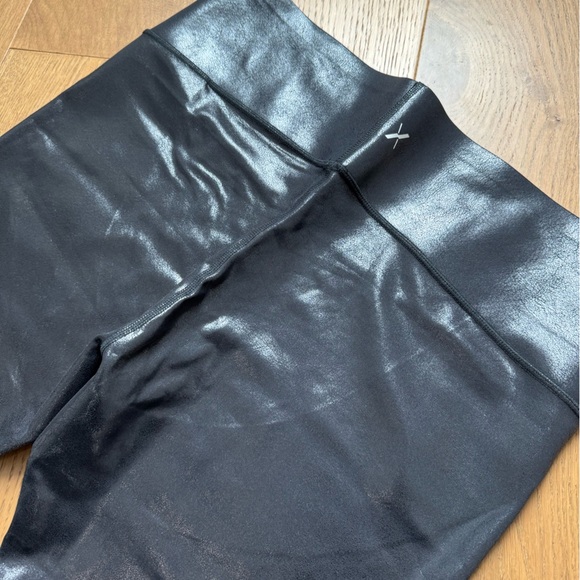 Knix The Birds Papaya Vegan Leather High Rise Leggings - Black - Size XXL - Picture 4 of 4